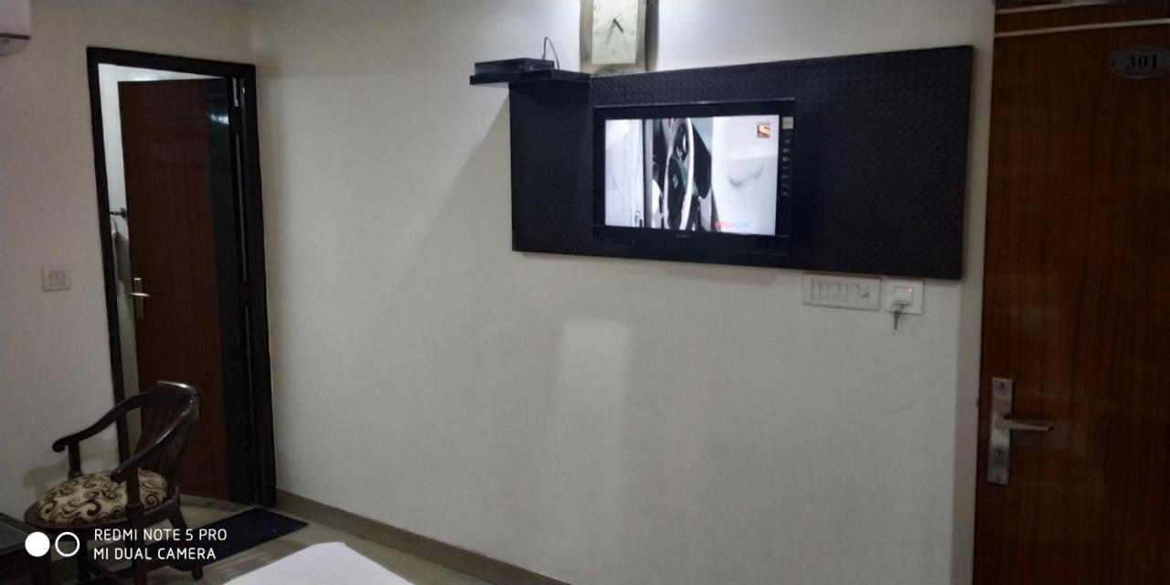 ניו דלהי Adb Rooms Udhav Palace מראה חיצוני תמונה