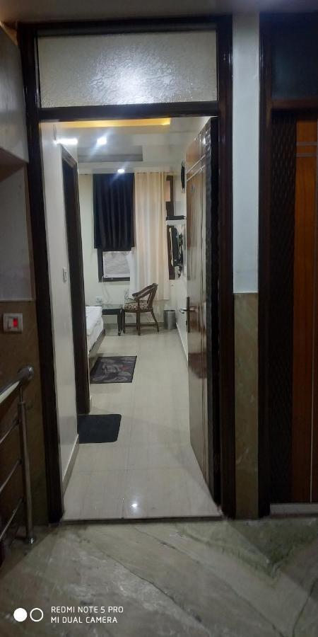 ניו דלהי Adb Rooms Udhav Palace מראה חיצוני תמונה