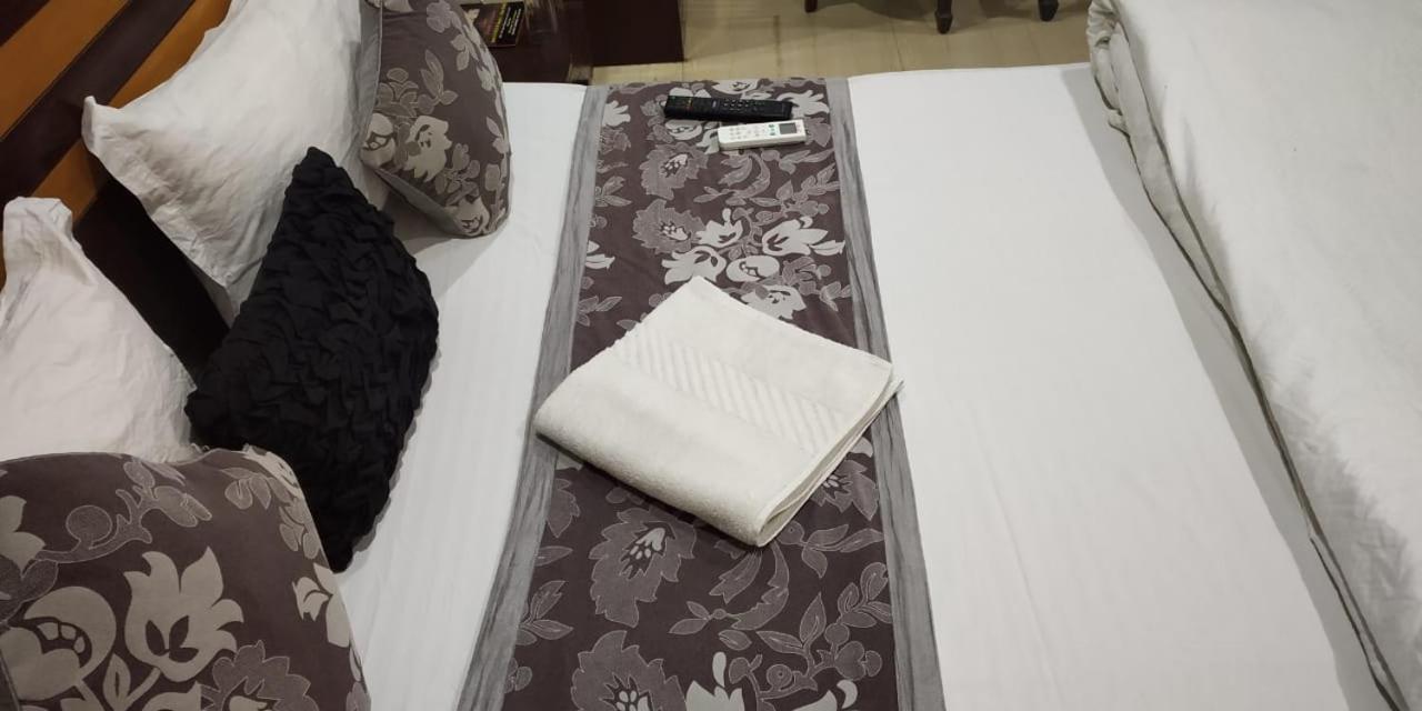 ניו דלהי Adb Rooms Udhav Palace מראה חיצוני תמונה