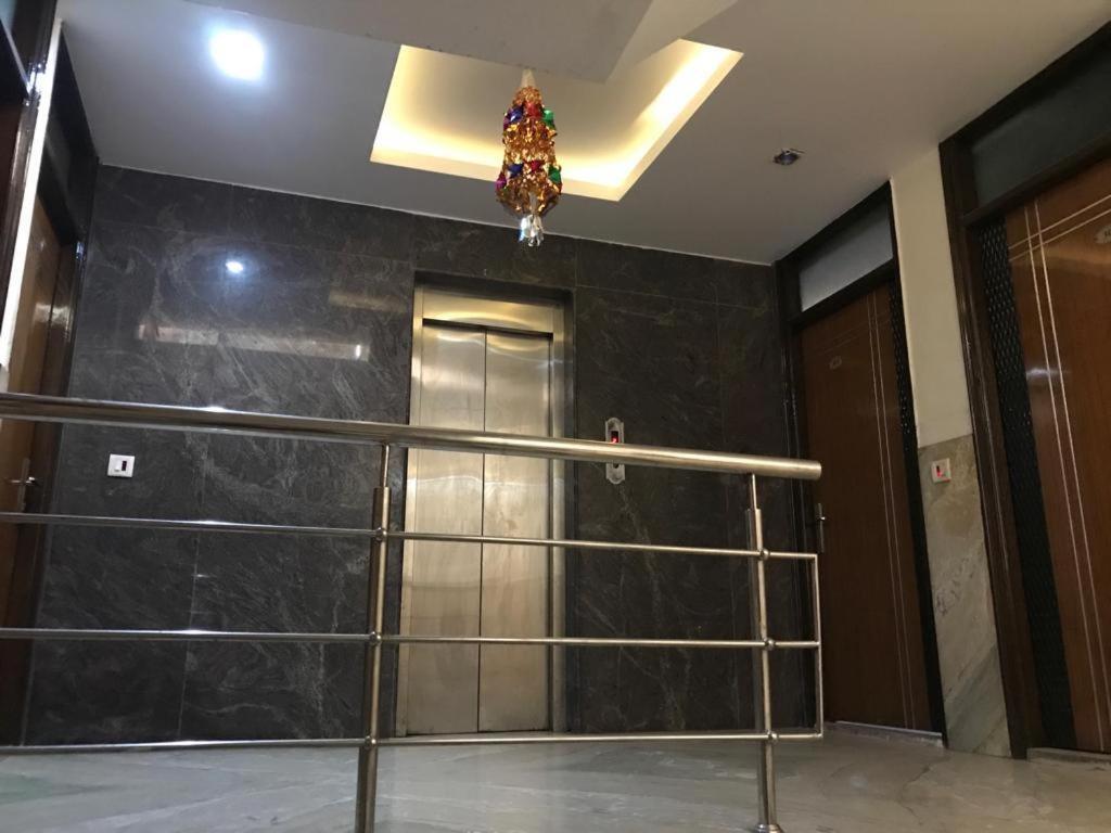 ניו דלהי Adb Rooms Udhav Palace מראה חיצוני תמונה