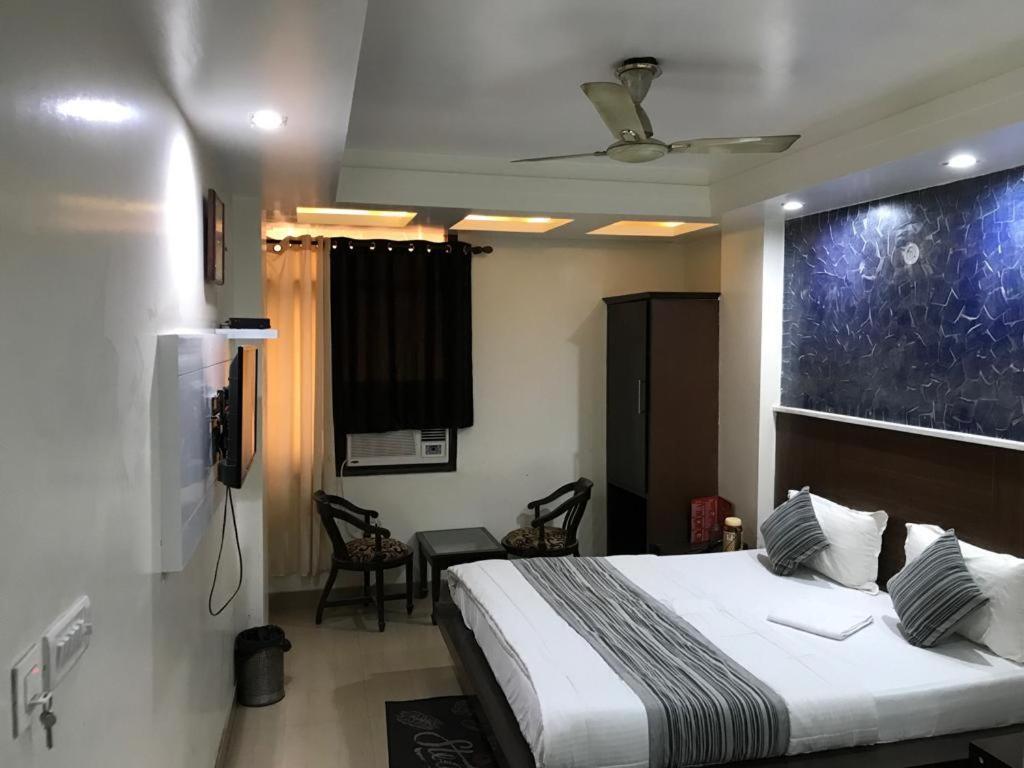 ניו דלהי Adb Rooms Udhav Palace מראה חיצוני תמונה