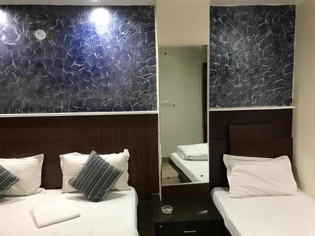 ניו דלהי Adb Rooms Udhav Palace מראה חיצוני תמונה