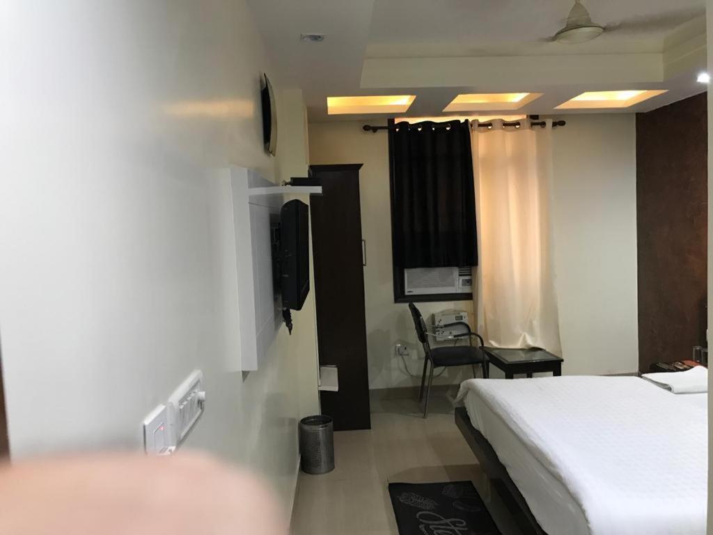 ניו דלהי Adb Rooms Udhav Palace מראה חיצוני תמונה